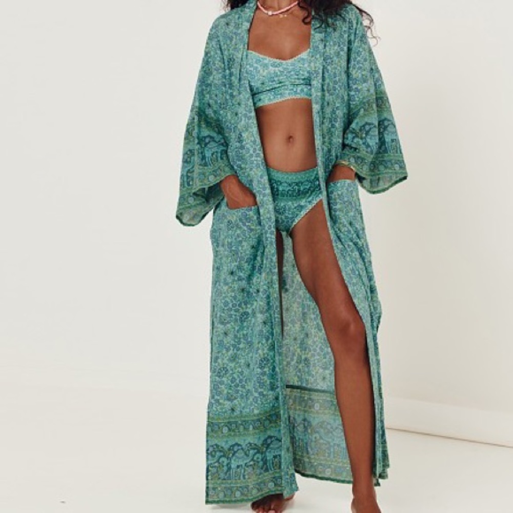 Spell Sundown Robe S/M BNWT